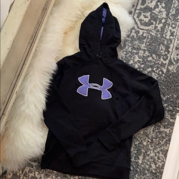 Under Armour Tops - Under Armour hoodie